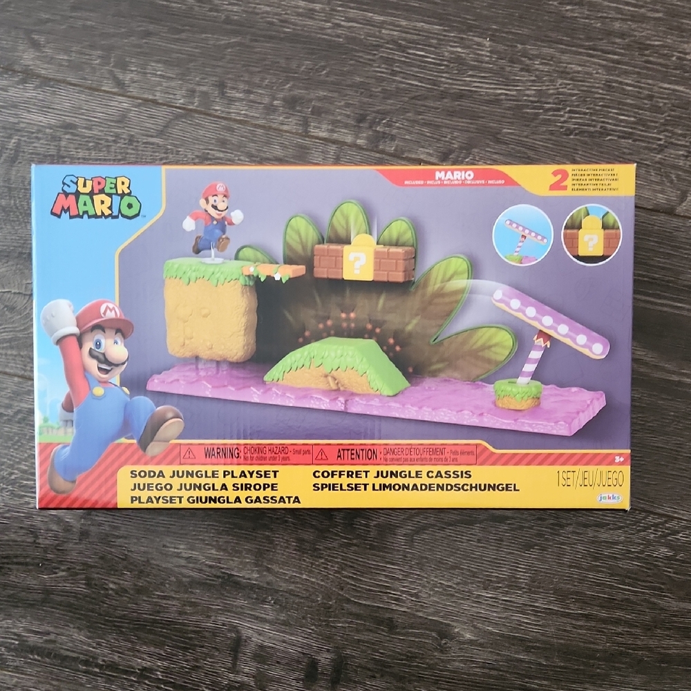 Nintendo Super Mario Soda Jungle Playset Includes 2.5-Inch Super Mario Figure